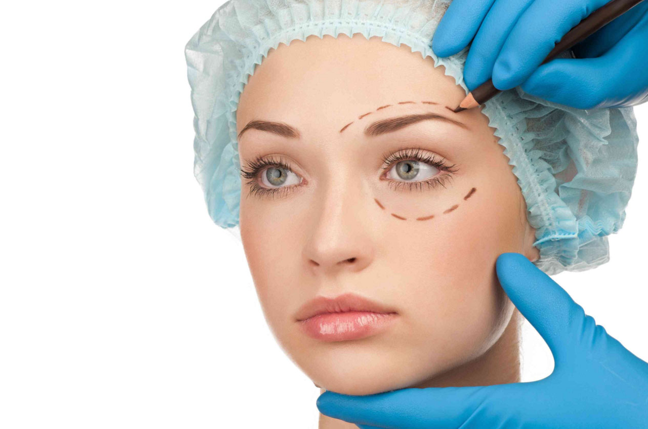 چگونه بلفاروپلاستی میتواند اعتماد به نفس شما را افزایش دهد؟